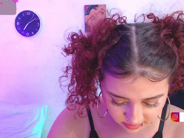 alaiasweet live cam on BongaCams