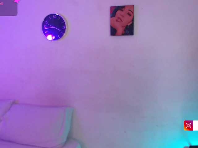 alaiasweet live cam on UnifiedCams