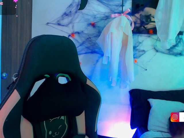 alaiasweet live cam on BongaCams