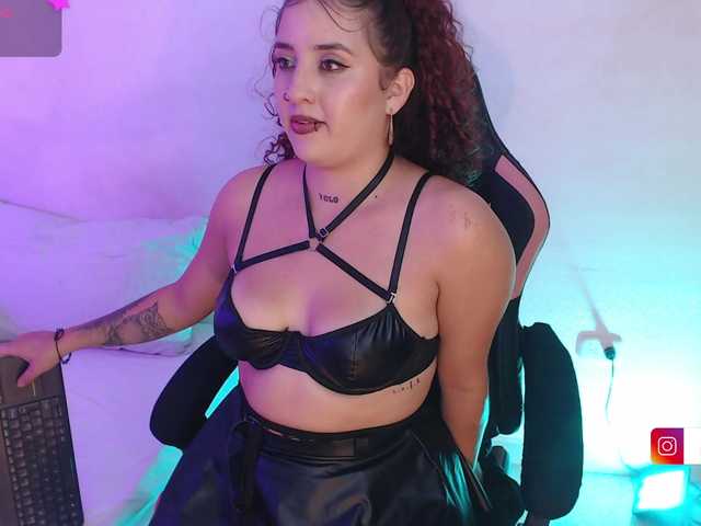alaiasweet live webcam show