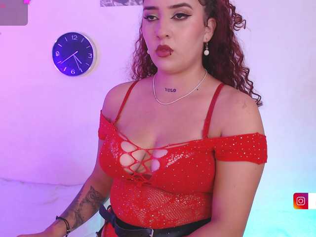alaiasweet live cam on BongaCams