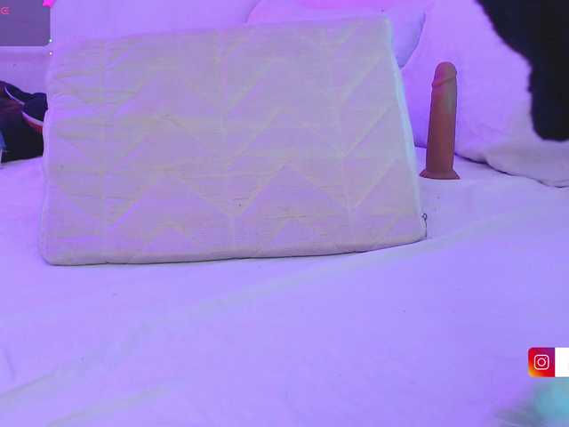 alaiasweet live webcam show