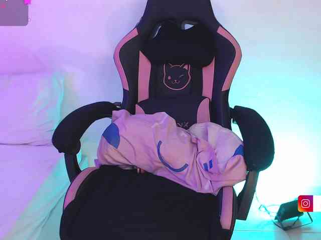 alaiasweet Live Webcam on BongaCams