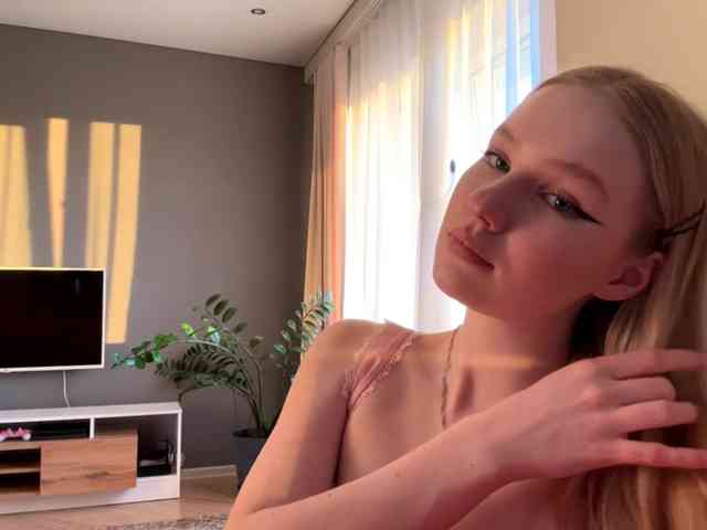 Model: PatriciaShifflett