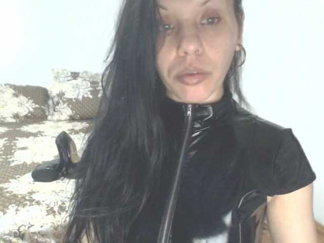 IconDomme live cam on BongaCams
