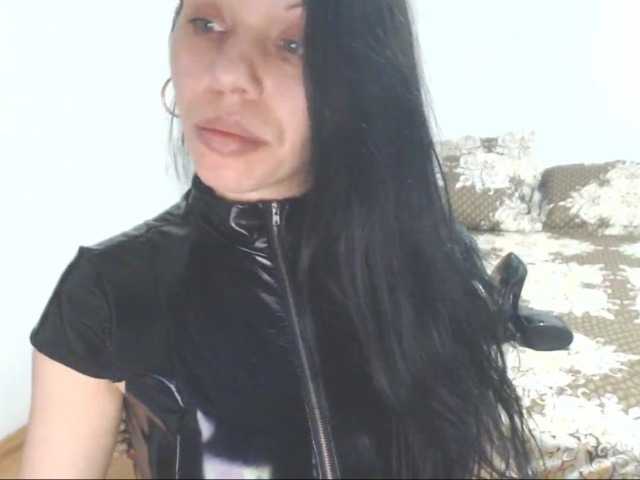 IconDomme live cam on BongaCams
