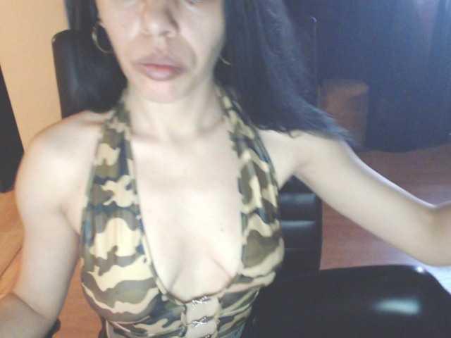 IconDomme live cam