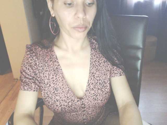 IconDomme live cam on BongaCams