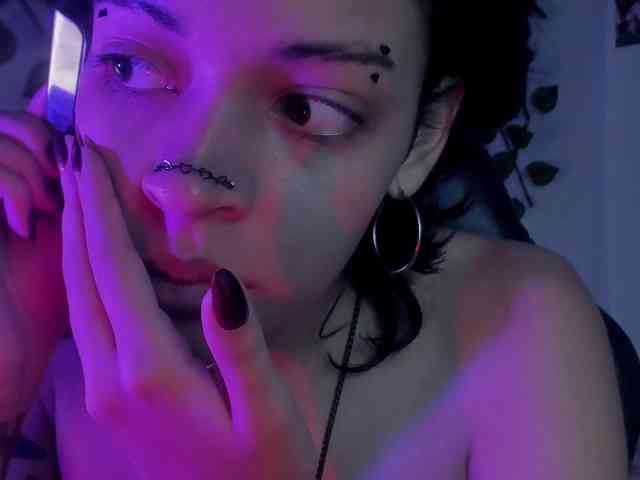 annykiittyy webcam