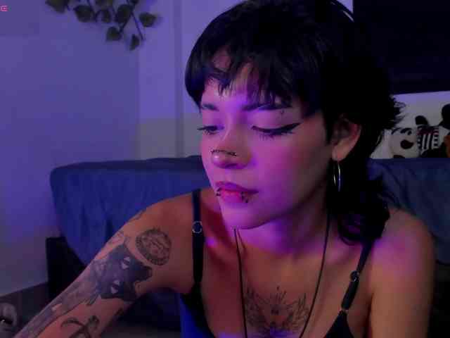 annykiittyy webcam