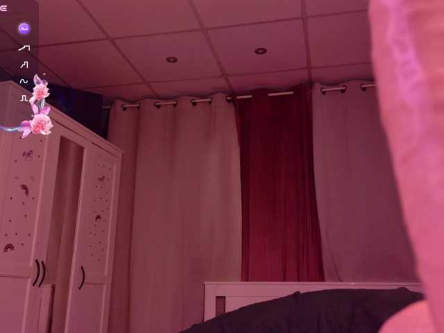 1rosell live cam on BongaCams