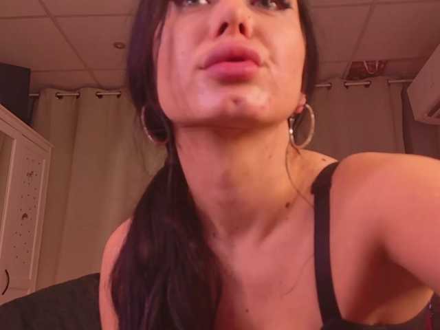 1rosell live cam on BongaCams