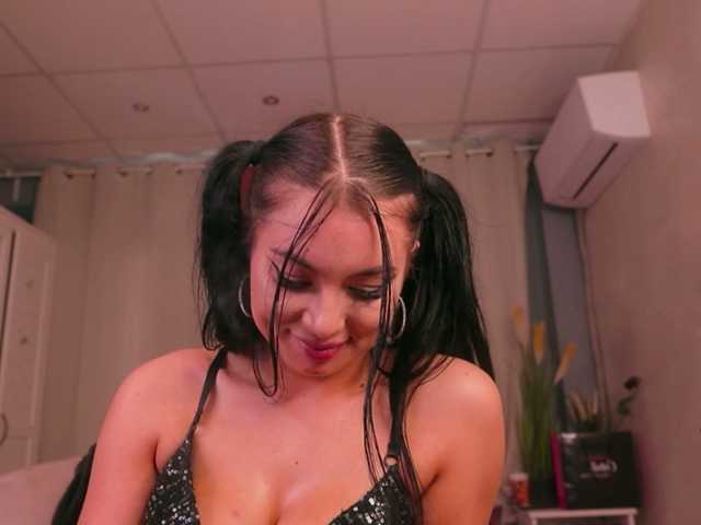 1rosell live cam on BongaCams