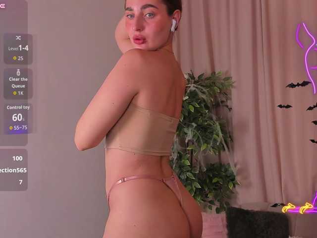 RinaKlark live cam on BongaCams