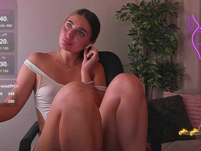 RinaKlark live webcam show