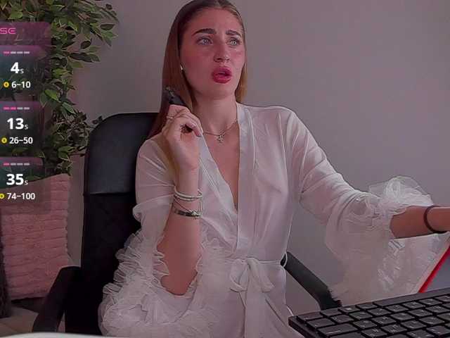 RinaKlark live cam on BongaCams