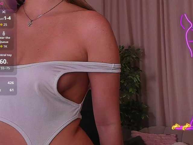 RinaKlark live cam on BongaCams