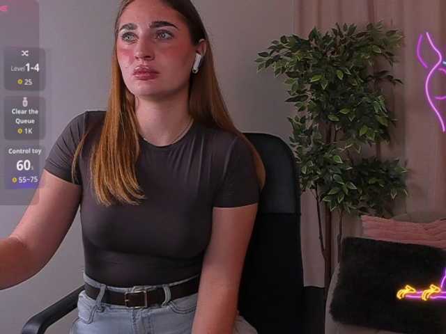RinaKlark live cam on BongaCams