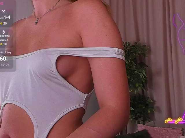 RinaKlark live cam on BongaCams
