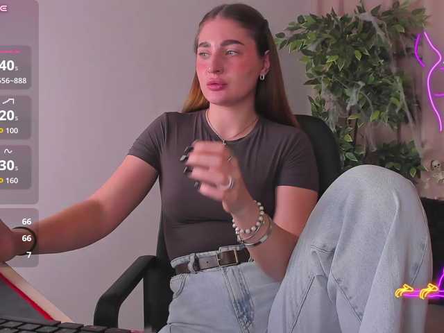 RinaKlark live cam on BongaCams
