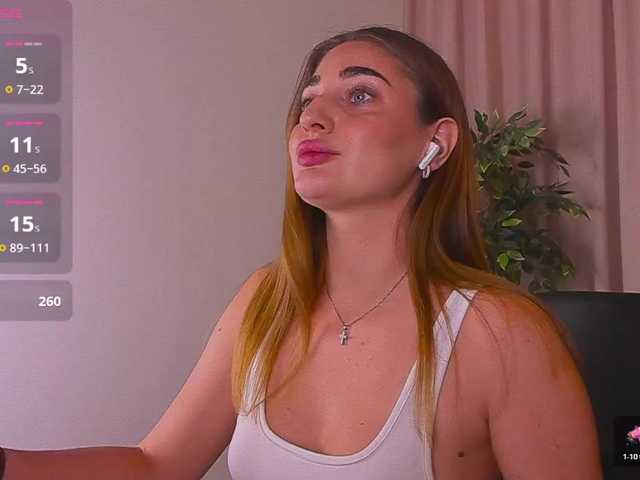 RinaKlark live cam on BongaCams