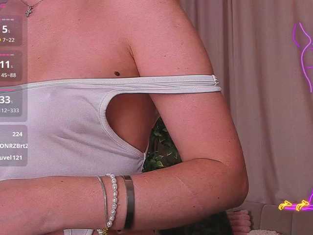 RinaKlark live cam on BongaCams