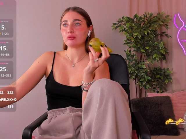 RinaKlark live cam on BongaCams