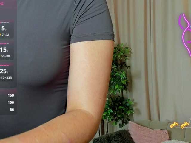 RinaKlark live cam on BongaCams