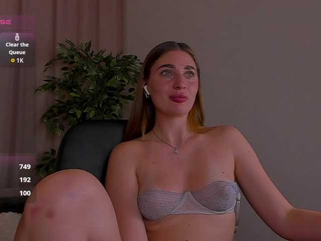 RinaKlark live cam on BongaCams