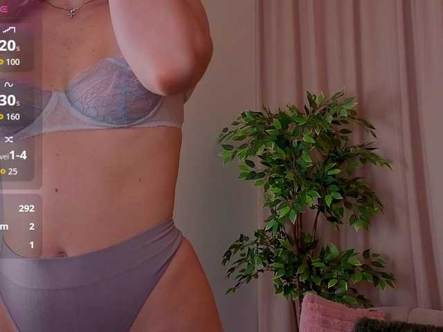 RinaKlark live cam on BongaCams