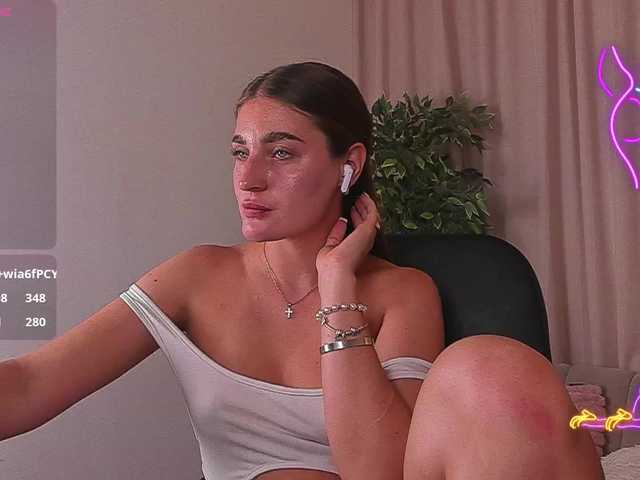 RinaKlark live cam on BongaCams