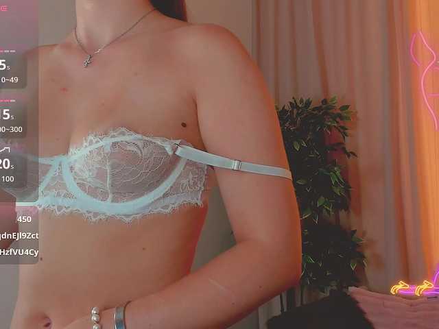 RinaKlark live cam on BongaCams