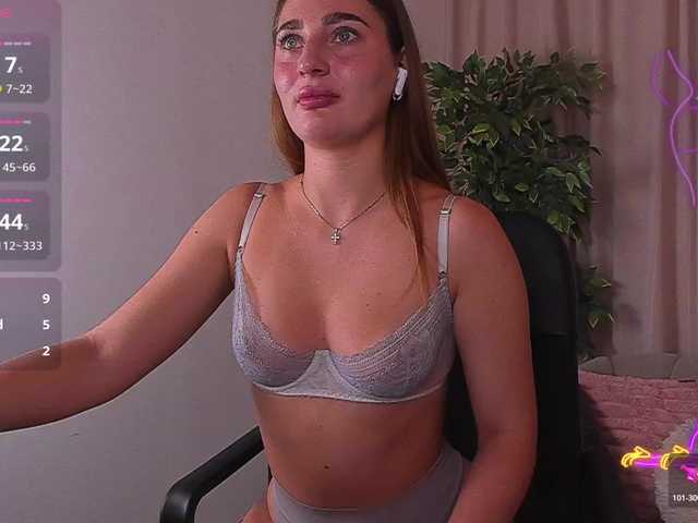 RinaKlark live cam on BongaCams