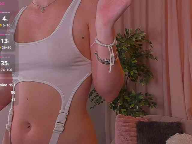RinaKlark webcam