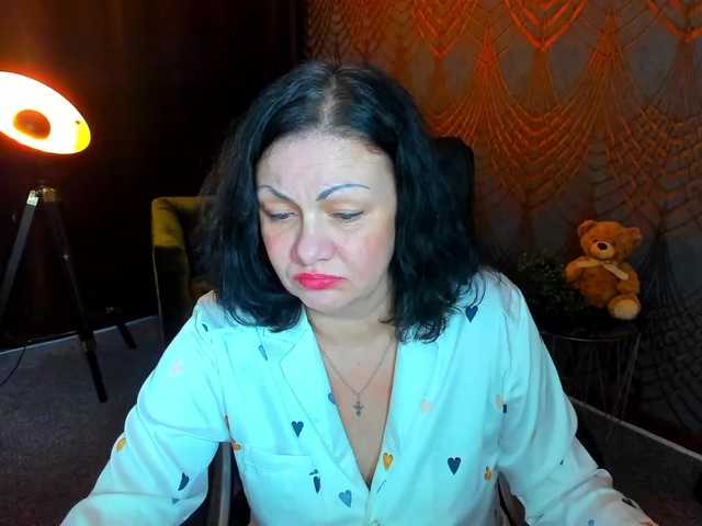 IrissMoon live cam on BongaCams