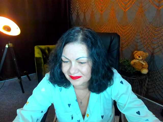 IrissMoon live cam on BongaCams