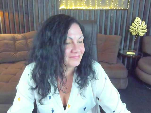 IrissMoon live cam on BongaCams