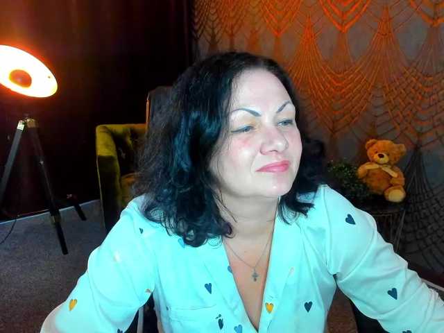 IrissMoon live cam