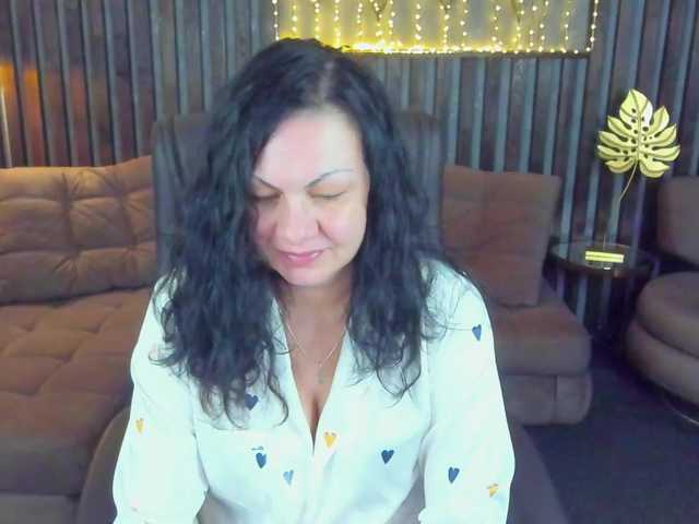 IrissMoon live cam on BongaCams