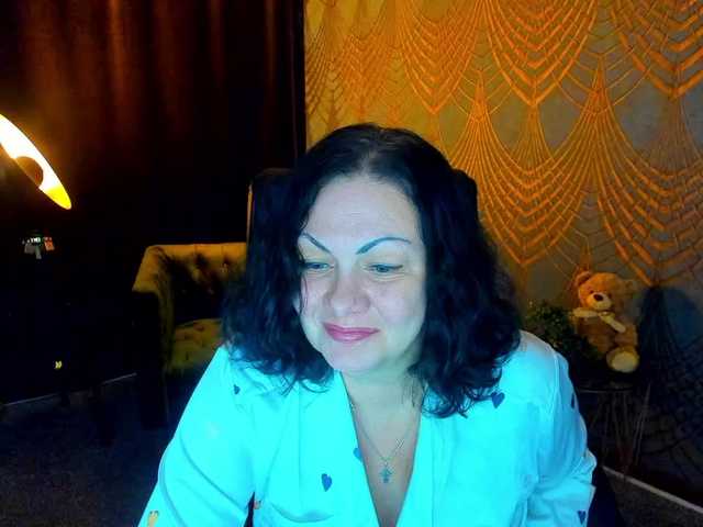 IrissMoon, 43 y/o - Live Cam on BongaCams