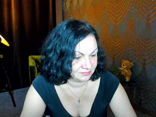 IrissMoon live cam on BongaCams