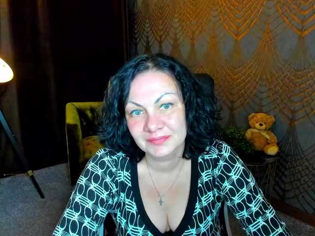 IrissMoon live cam on BongaCams