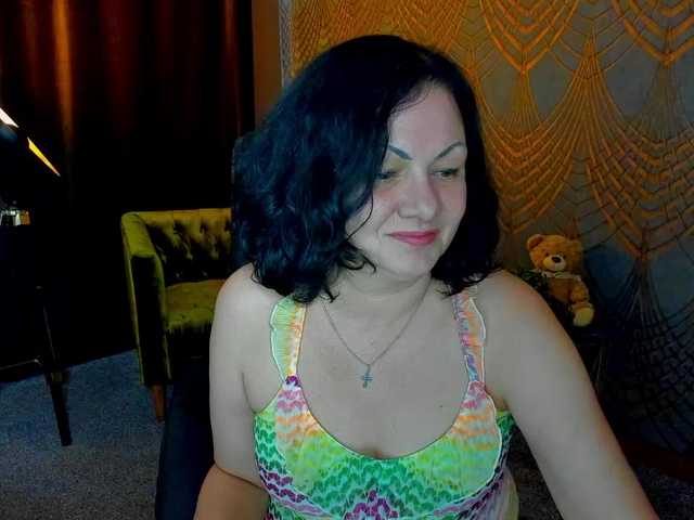 IrissMoon live webcam show