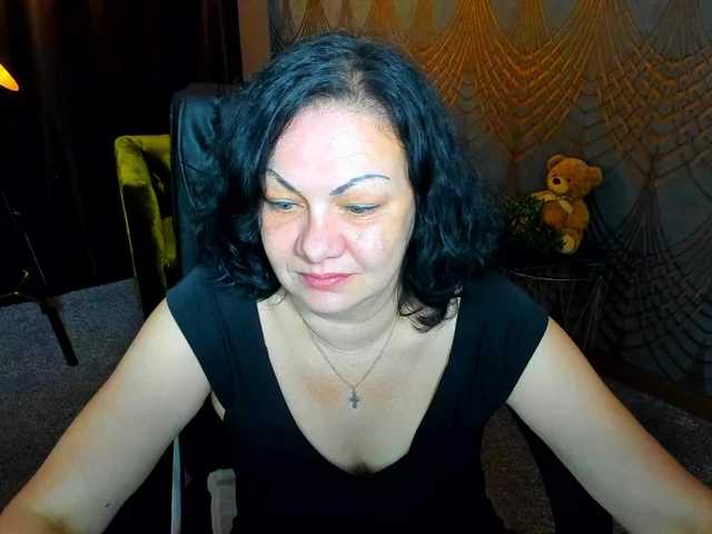 IrissMoon live cam on BongaCams