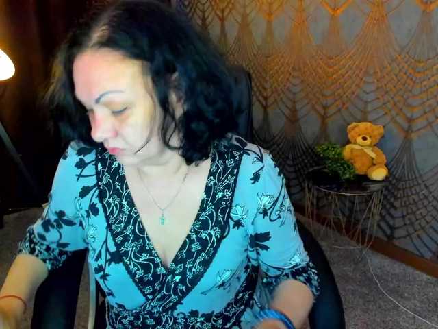 IrissMoon live cam