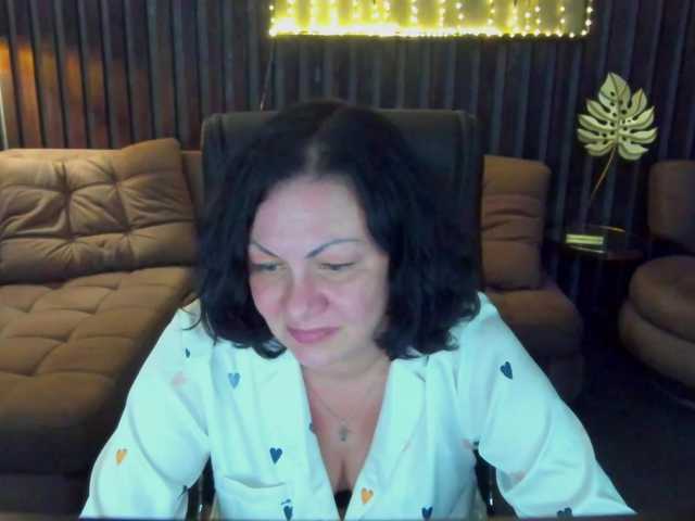 IrissMoon live cam on BongaCams