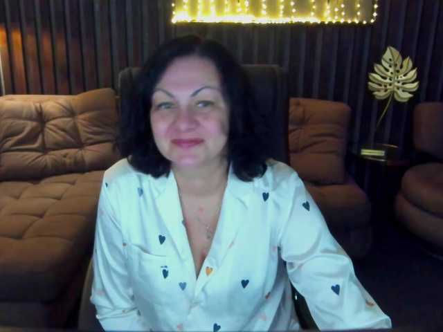 IrissMoon live cam on BongaCams