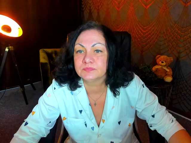 IrissMoon live cam