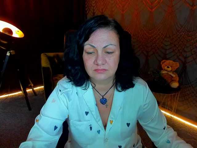 IrissMoon live cam on BongaCams