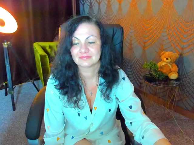 видео IrissMoon